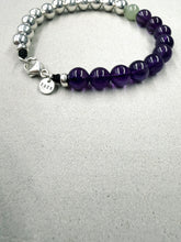 將圖片載入圖庫檢視器 Half Crystal Hetian Jade Bead Disc Charm Bracelet