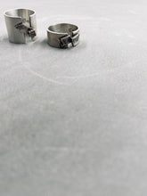 將圖片載入圖庫檢視器 Torn Se leve Silver Ring
