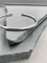 將圖片載入圖庫檢視器 Stay tgt Silver Wrap Cuff Bangle Bracelet