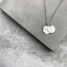 將圖片載入圖庫檢視器 Geometry Disc Charm Silver Necklace