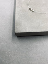 將圖片載入圖庫檢視器 Invisible Fishing line Bracelet