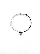將圖片載入圖庫檢視器 Classic Disc Charm Half Silver String Bracelet