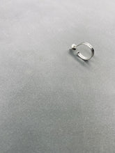 將圖片載入圖庫檢視器 C Shape Do What You Love Earrings Stud