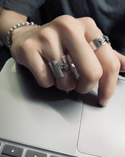 將圖片載入圖庫檢視器 Torn Se leve Silver Ring