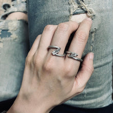 將圖片載入圖庫檢視器 Torn Let it hurt Silver Set Rings