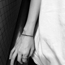 將圖片載入圖庫檢視器 Line Long Bar Charm String Bracelet