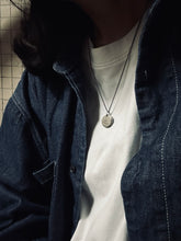將圖片載入圖庫檢視器 Torn Double Charm Necklace
