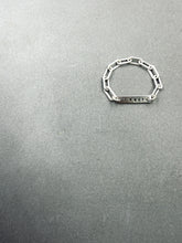 將圖片載入圖庫檢視器 Trust Bar Charm Link Ring
