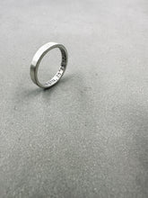 將圖片載入圖庫檢視器 Classic Flat Band Ring

