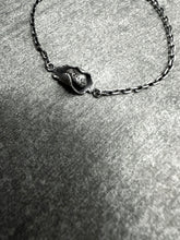 將圖片載入圖庫檢視器 Stone Paper Loved Thin Bracelet
