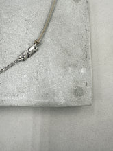將圖片載入圖庫檢視器 Torn Textured Arch Wide  Half String Bracelet
