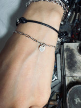 將圖片載入圖庫檢視器 Classic Disc Charm Smiley face Thin Bracelet
