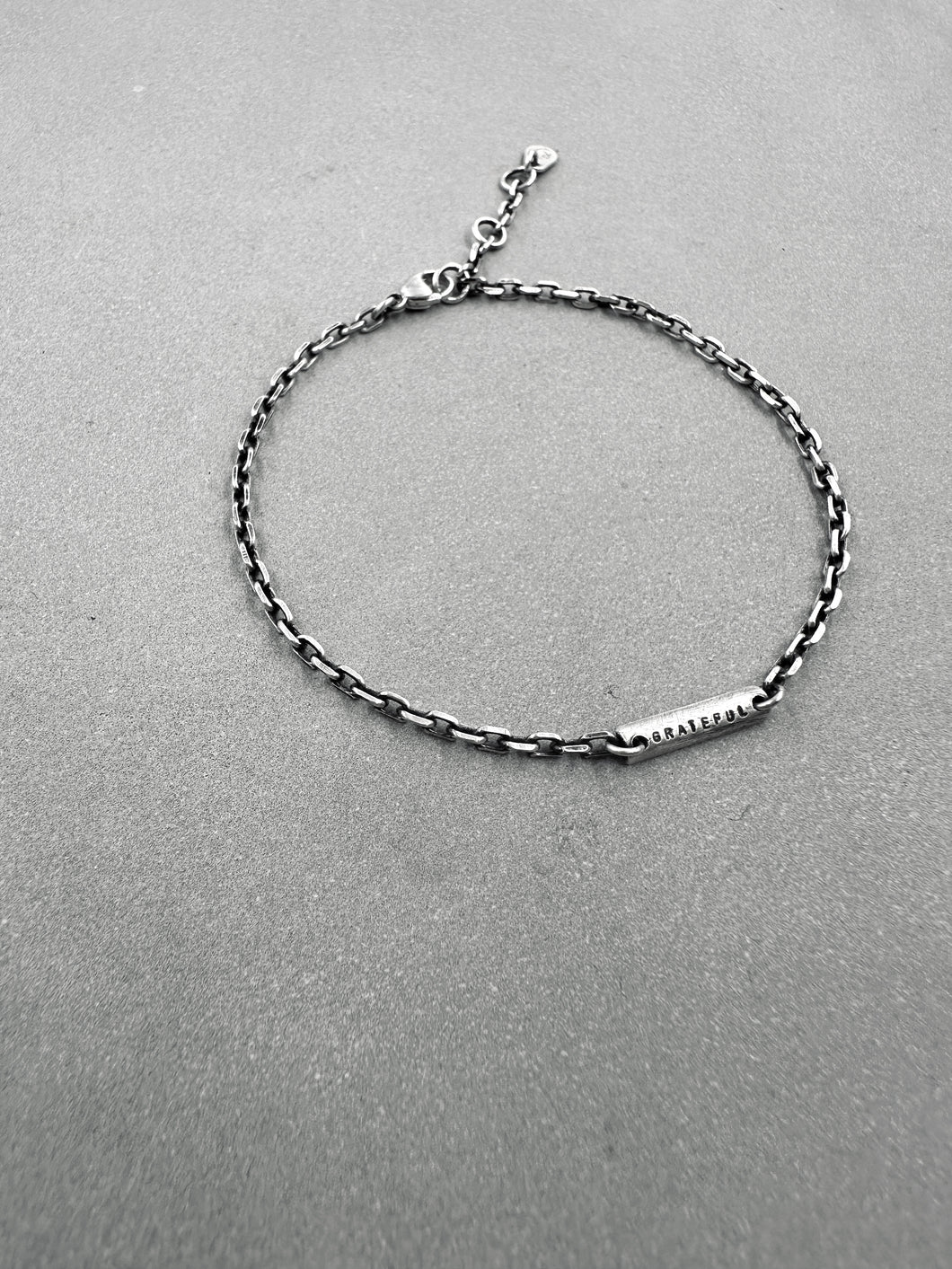 Tiny Arch Thin Bracelet