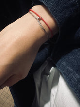 將圖片載入圖庫檢視器 Classic Bead Charm String Bracelet
