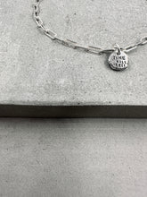 將圖片載入圖庫檢視器 Stone Charm Thin Bracelet
