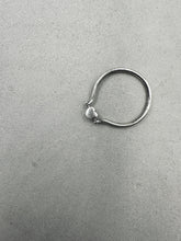 將圖片載入圖庫檢視器 Heart Textured Thin Ring
