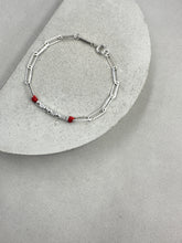 將圖片載入圖庫檢視器 Morse Code String Silver Bracelet
