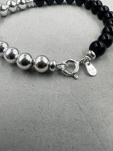 將圖片載入圖庫檢視器 Half Crystal Bead Initial Charm Bracelet
