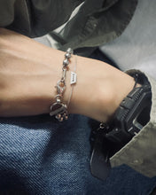 將圖片載入圖庫檢視器 Line Hexagon Charm Silver Thin Bracelet
