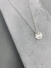 將圖片載入圖庫檢視器 Story Frame Disc Charm Necklace
