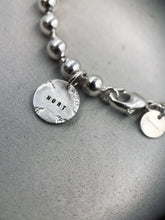 將圖片載入圖庫檢視器 Torn Textured  Disc Charm Bead Bracelet
