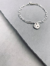 將圖片載入圖庫檢視器 No Rain No Flowers Silver Thin Bracelet
