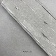 將圖片載入圖庫檢視器 Morse Code Thin Silver Bracelet
